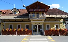 Hotel Vegov Hram