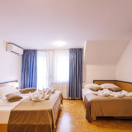 Hotel Vegov Hram Dol pri Ljubljani Exterior foto