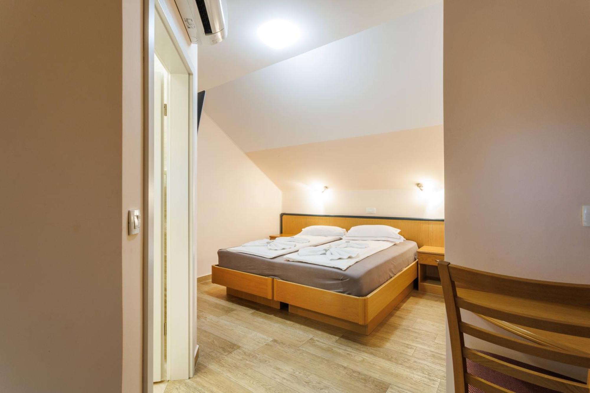 Hotel Vegov Hram Dol pri Ljubljani Exterior foto
