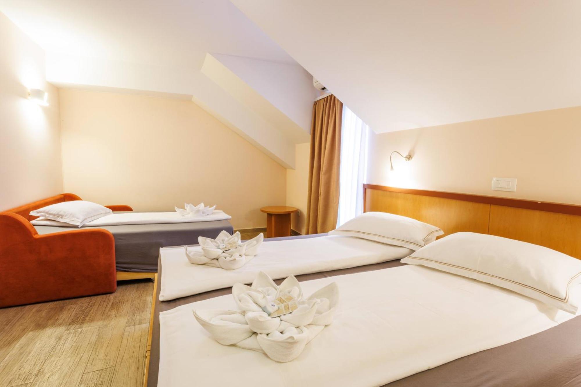 Hotel Vegov Hram Dol pri Ljubljani Exterior foto