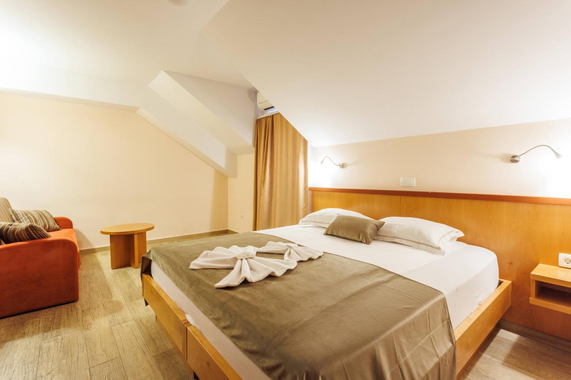 Hotel Vegov Hram Dol pri Ljubljani Exterior foto