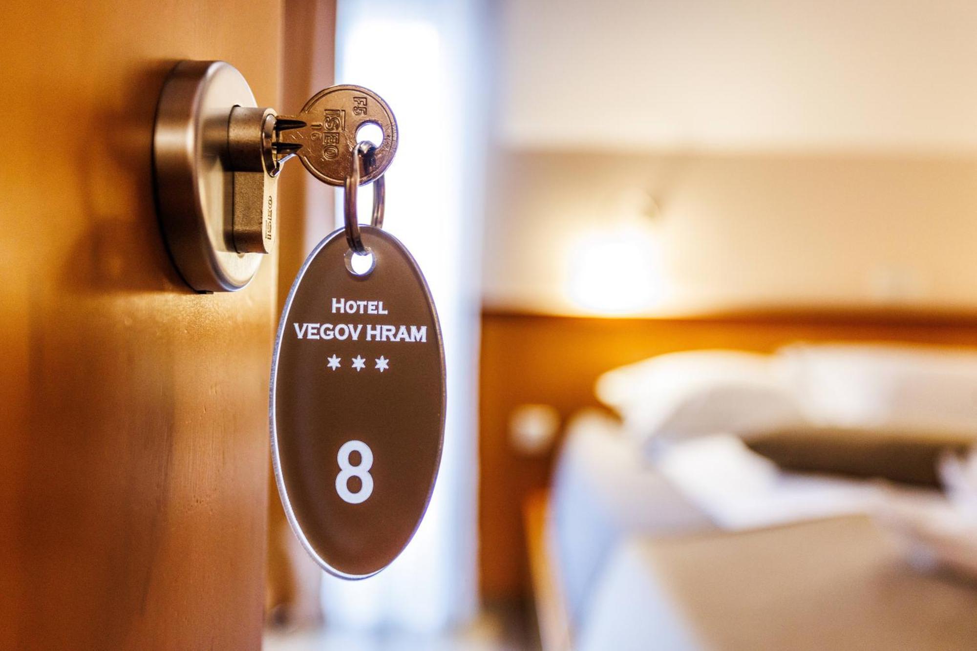 Hotel Vegov Hram Dol pri Ljubljani Exterior foto