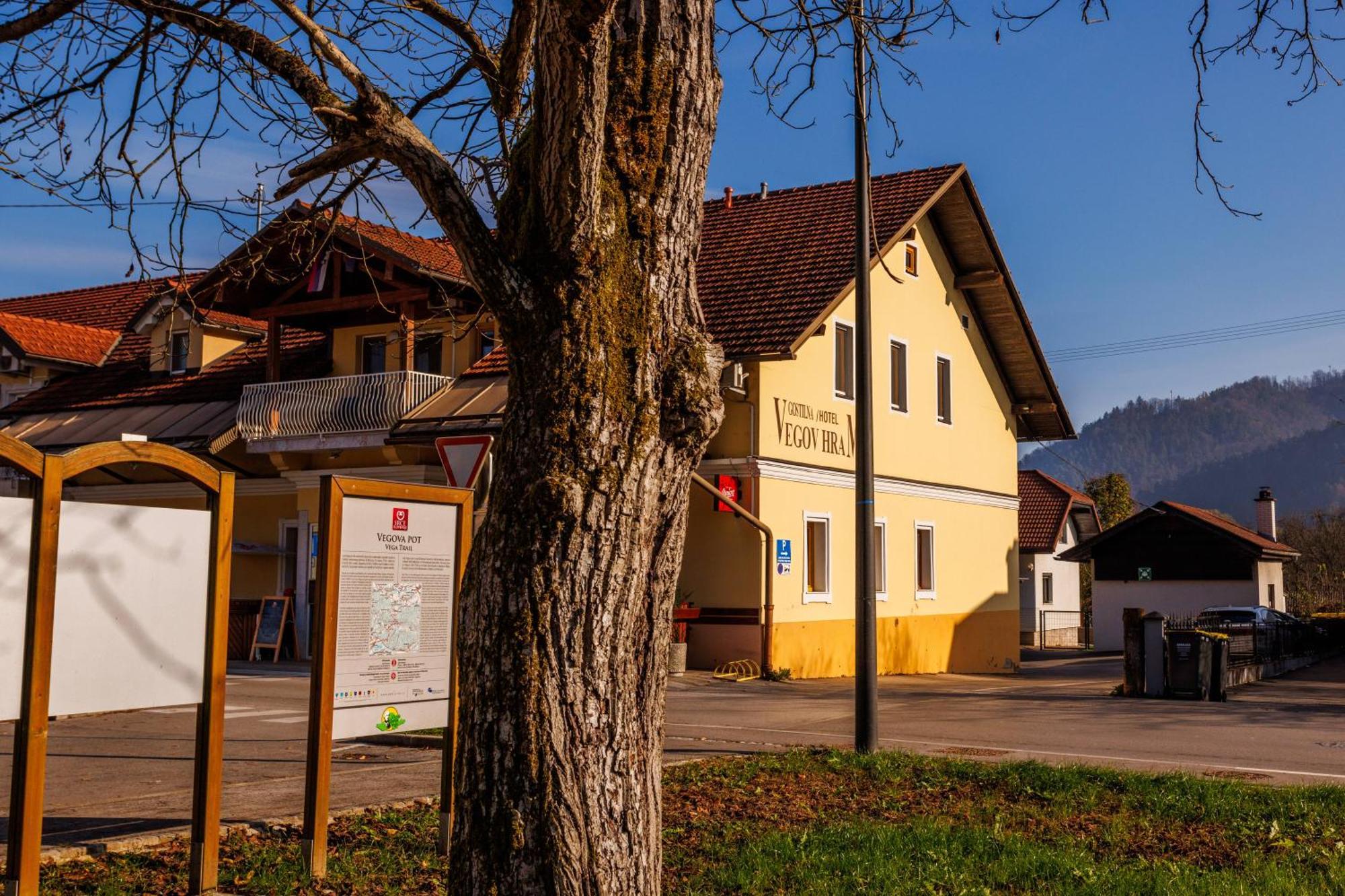 Hotel Vegov Hram Dol pri Ljubljani Exterior foto
